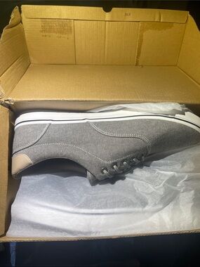 Men's Gray Canvas Sneakers - Casual Lace-Up Tober (coffee)